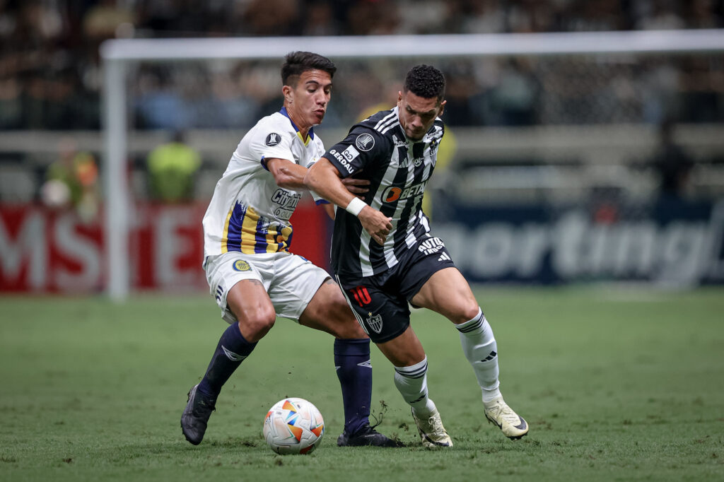 Atlético vence o Rosario Central por 2x1, na Arena MRV.